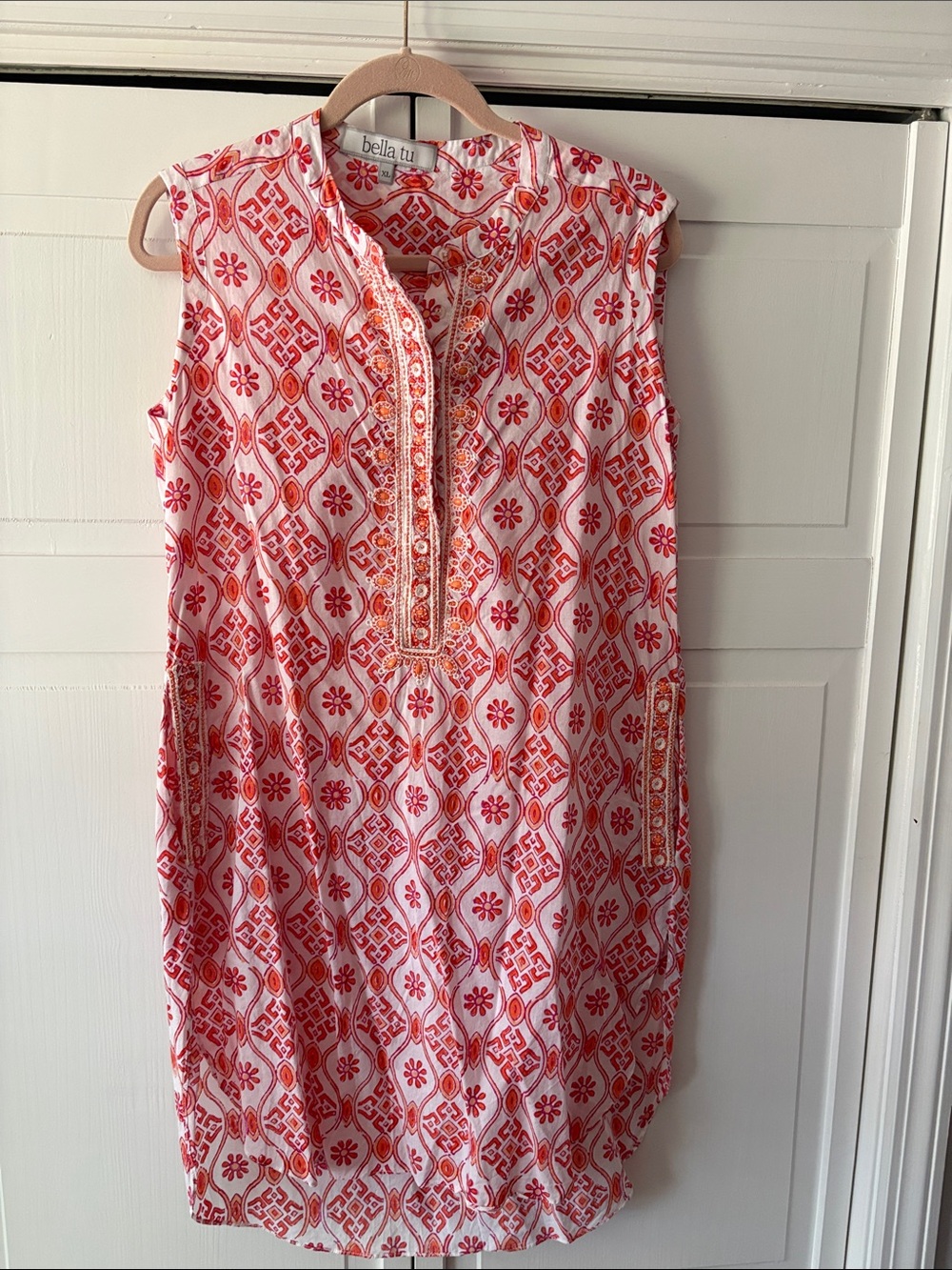 Bella Tu-size XL Pink & Orange Sleeveless Printed Shift Dress
